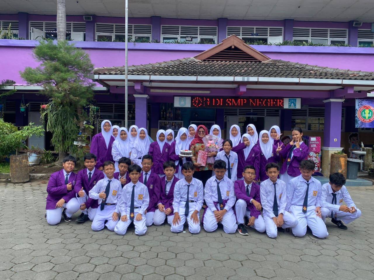 Bersama Bu Nisfu